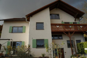 Гостиница Ferienwohnung Henneberg  Шонунген